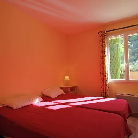 Spacious In Provence With Private Pool Villa *